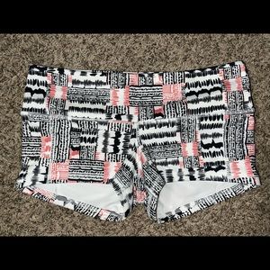 LRC Shorts
